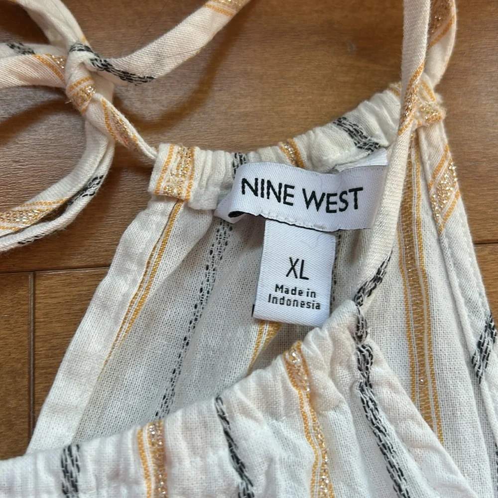 Nine West Top - Picture 2 of 3